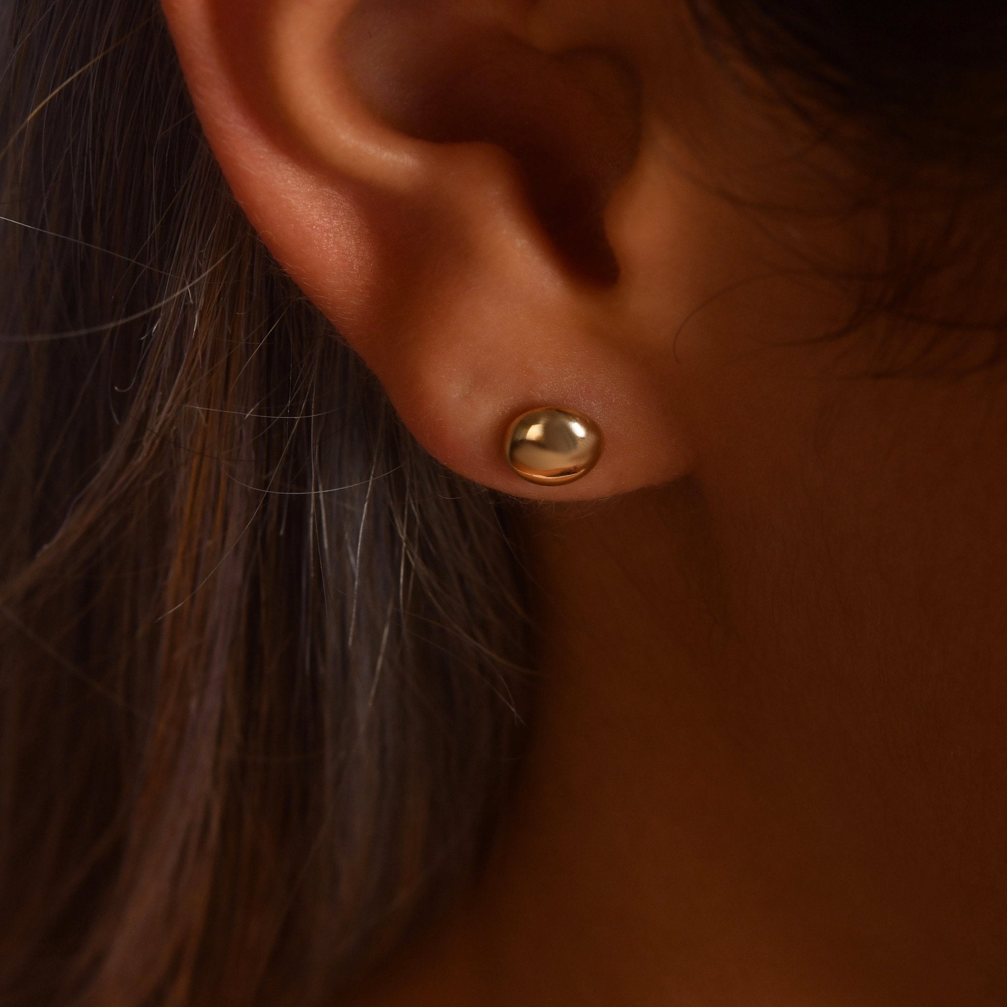 14ct Gold Domed Round Stud Earrings | Classic Everyday Studs | Kolié - Kolié Fine Jewellery