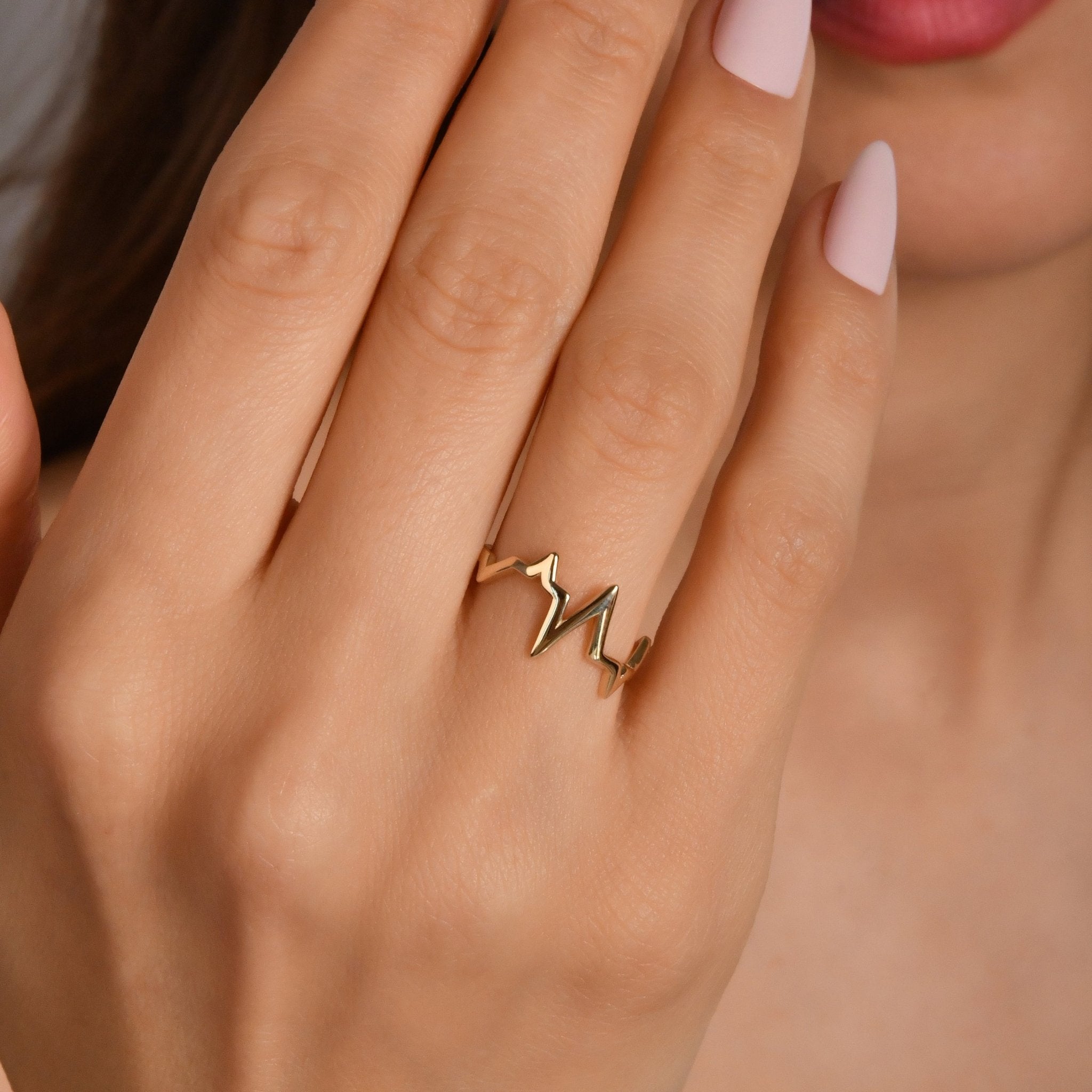 14ct Solid Gold Heartbeat Ring - Kolié Fine Jewellery